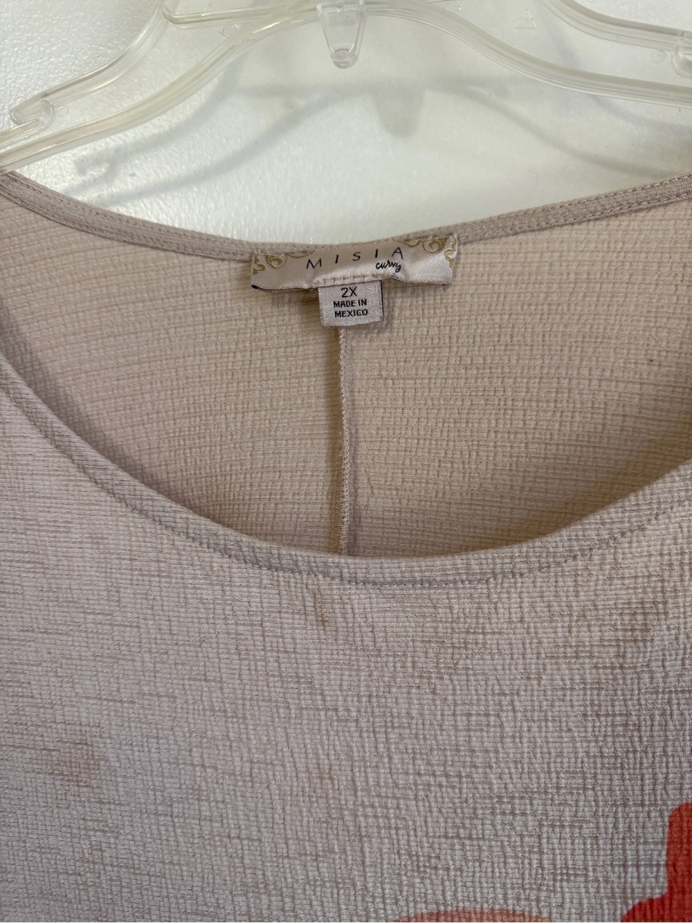 MISIA Cream Textured Curvy Tunic Top